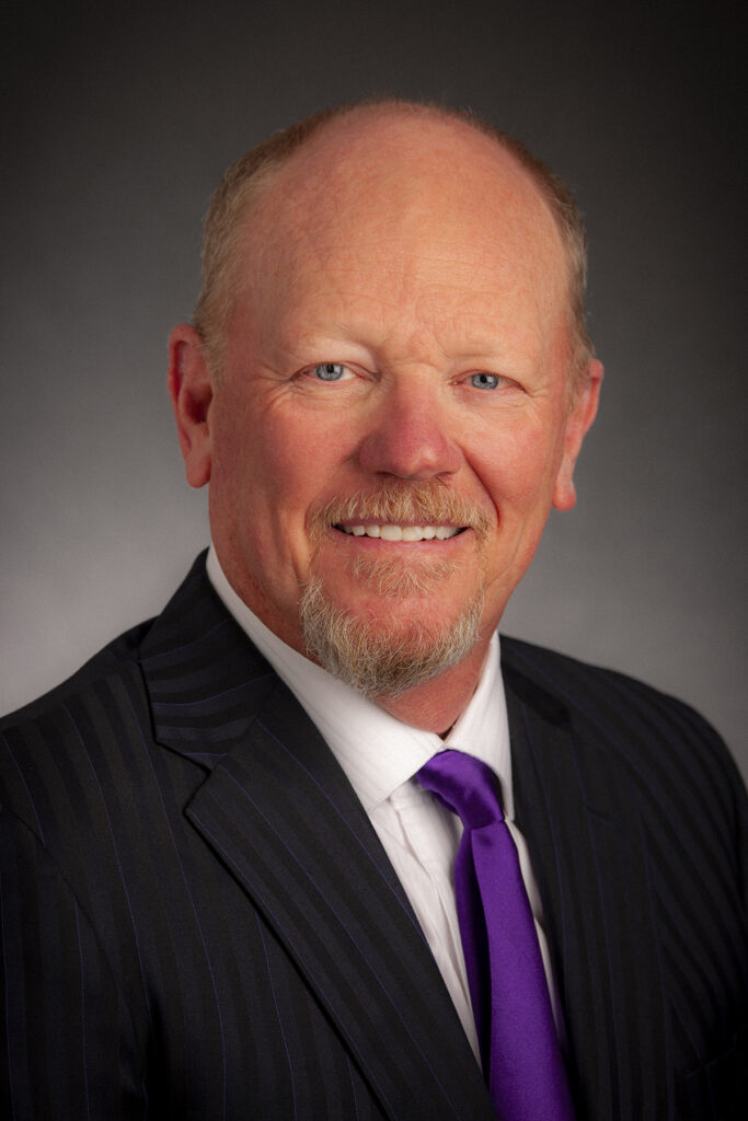 “As a Texas Tech alumnus and being born and raised in Lubbock, I am beyond honored to have the support of Dusty to help us power Golf Live into the future,” stated Keith Scioli.